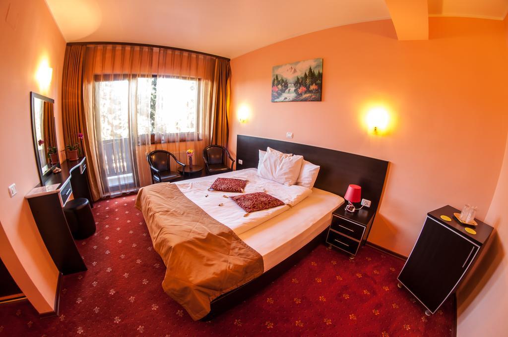 Hotel Carpatic Predeal Zimmer foto