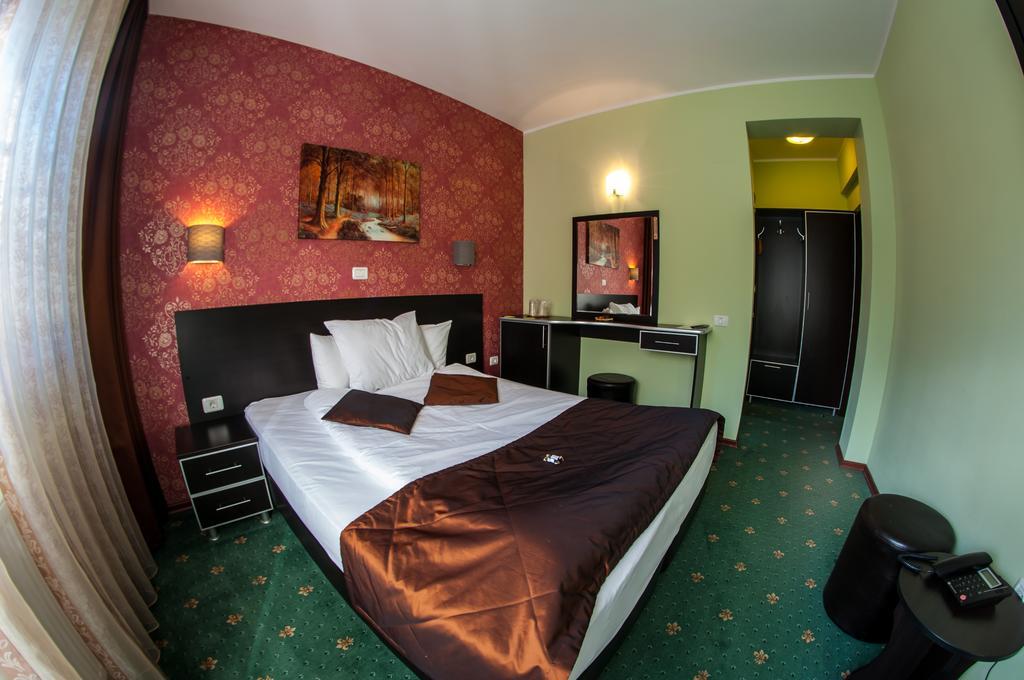 Hotel Carpatic Predeal Zimmer foto
