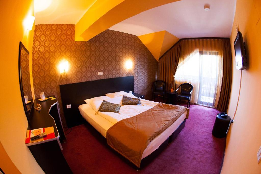 Hotel Carpatic Predeal Zimmer foto